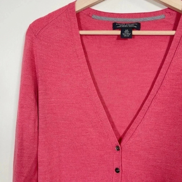 Banana Republic Extra Fine Merino Wool Pink Berry Cardigan - Picture 7 of 13
